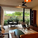 Spacious 2 Bedroom With Private Pool Amenities Сasa de vacaciones