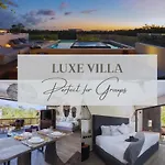 Exclusive 20 Guest Hotel Pool Tubs And Concierge