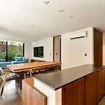 2Br Wprivate Pool - Steps Away From The Beach