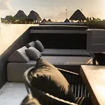 Design Luxury 12Br Trio Villas, 6 Private Pools & 3 Rooftops, 32 Pax, Near Beach