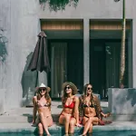 Brutalist 7br Masterpiece Design, Luxury Pool Сasa de vacaciones *