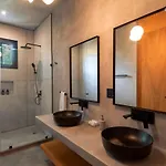 Сasa de vacaciones Brutalist 7br Masterpiece Design, Luxury Pool Tulum