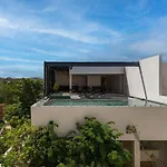 Lux 2Br With Rooftop Pool And Close To Beach