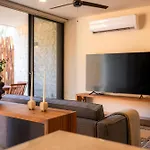 2br Jungle View W Private Pool Gym Fast Wifi