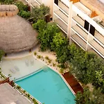 Apartamento 2br Jungle View W Private Pool Gym Fast Wifi