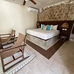 Mia 3* Tulum