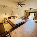 Hotel Mia 3*