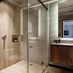 Contemporary & Well-located Apartamento