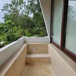 Luxe Jacuzzi Tulum