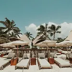 Starfit Hotel Boutique Beachclub, Spa & Gym Included