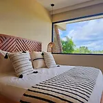 Ph Balcony With Jacuzzi, Gym & Pool Apartamento *