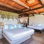 Hotel Amansala 4*