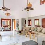 Casa Nah Balam. Very Private. A Perfect Get Away! Chunyaxché