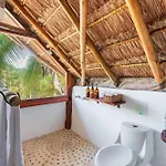 Amazing Eco Palapa At Private In Sian Kaan. *