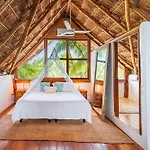 Сasa de vacaciones Amazing Eco Palapa At Private In Sian Kaan. Chunyaxché