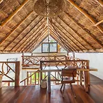 Сasa de vacaciones Amazing Eco Palapa At Private In Sian Kaan. *