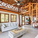 Amazing Eco Palapa At Private In Sian Kaan. * Chunyaxché