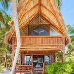 Amazing Eco Palapa At Private In Sian Kaan. Сasa de vacaciones Chunyaxché
