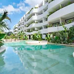 Private 2-Level Ph Near Beaches & Hotel Zone