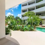 Private 2-Level Ph Near Beaches & Hotel Zone