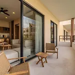 Xunik 205 1br Apartamento *