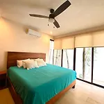 Boho Apartment With Jungle Views And Private Pool