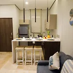 Apartment Seascape Near The With A Sea-view Rooftop And Infinity Pool *