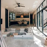 Jungle Luxury Priv Pool & Concierge 4b *