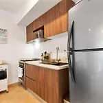 Milagro 5 Minutes To Beach 2 Pools Private Balcony Gym