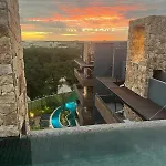 Apartamento Exclusivo! 2 Dormitorios, 4 Camas, De 1 A 6 Huéspedes Con Terraza Directo A La Alberca Y Otra Alberca Azotea Wifi , Gym , Sauna, Elevador Y Mas!!! *