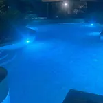 Exclusivo! 2 Dormitorios, 4 Camas, De 1 A 6 Huéspedes Con Terraza Directo A La Alberca Y Otra Alberca Azotea Wifi , Gym , Sauna, Elevador Y Mas!!! Apartamento *