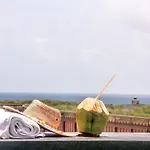 Apartamento Close To The Beach,ground Floor, Jacuzzi, 1gb Wi-fi *