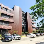 Close To The Beach,Ground Floor, Jacuzzi, 1Gb Wi-Fi
