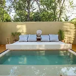 Soluna Villa *