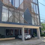 Jacuzzi Retreat Sunrise Haven