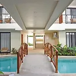 Dpto 102, Santal Apartment