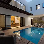 Сasa de vacaciones Amalia 5 Bdr W Private Pool In Aldea Zama