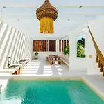 Villa La Coya