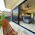 1Br With Private Terrace