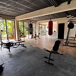 Meraki Luxury Condo By Marea