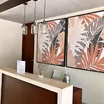 Center Family Double Four Guest With Free Parking Pool Ac Kitchenette Near Apartamento *
