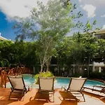 Private Jungle Cool Pool 500 Mbps Wi-fi 3 Bikes King Bed *