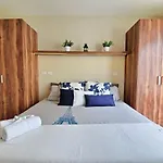 Private Jungle Cool Pool 500 Mbps Wi-fi 3 Bikes King Bed *