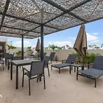 Apartamento Loft Espacioso Con Balcón | Cerca De Zona Hotelera