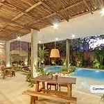 Beautiful 2 Bdr, Top Location!