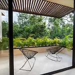 El Canto, Luxury 7 Bed Jungle Rooftop View Villa *