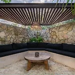 Villa El Canto, Luxury 7 Bed Jungle Rooftop View *