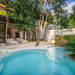 El Canto, Luxury 7 Bed Jungle Rooftop View Villa Tulum
