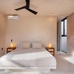 Villa El Canto, Luxury 7 Bed Jungle Rooftop View *