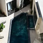 3-br With Private Pool, Terrace And Bbq Apartment